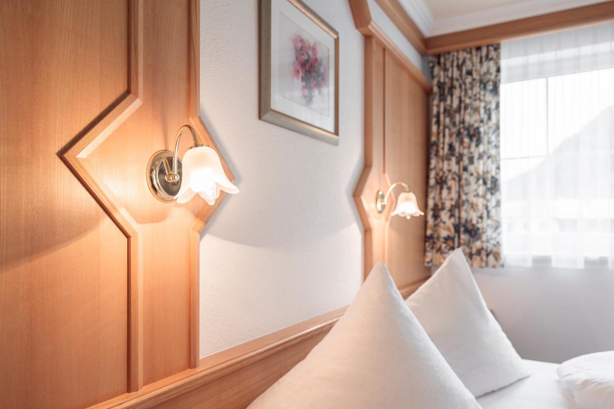 Schmid Rooms & Apartments Ischgl Bagian luar foto